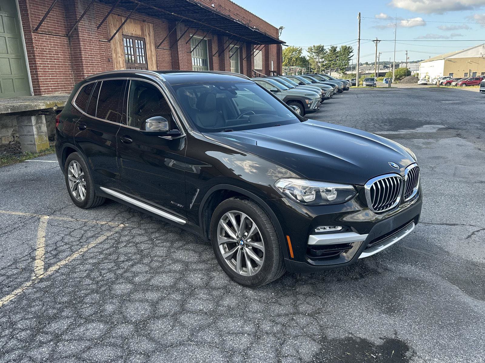 Used 2018 BMW X3 xDrive30i AWD/4WD image 2