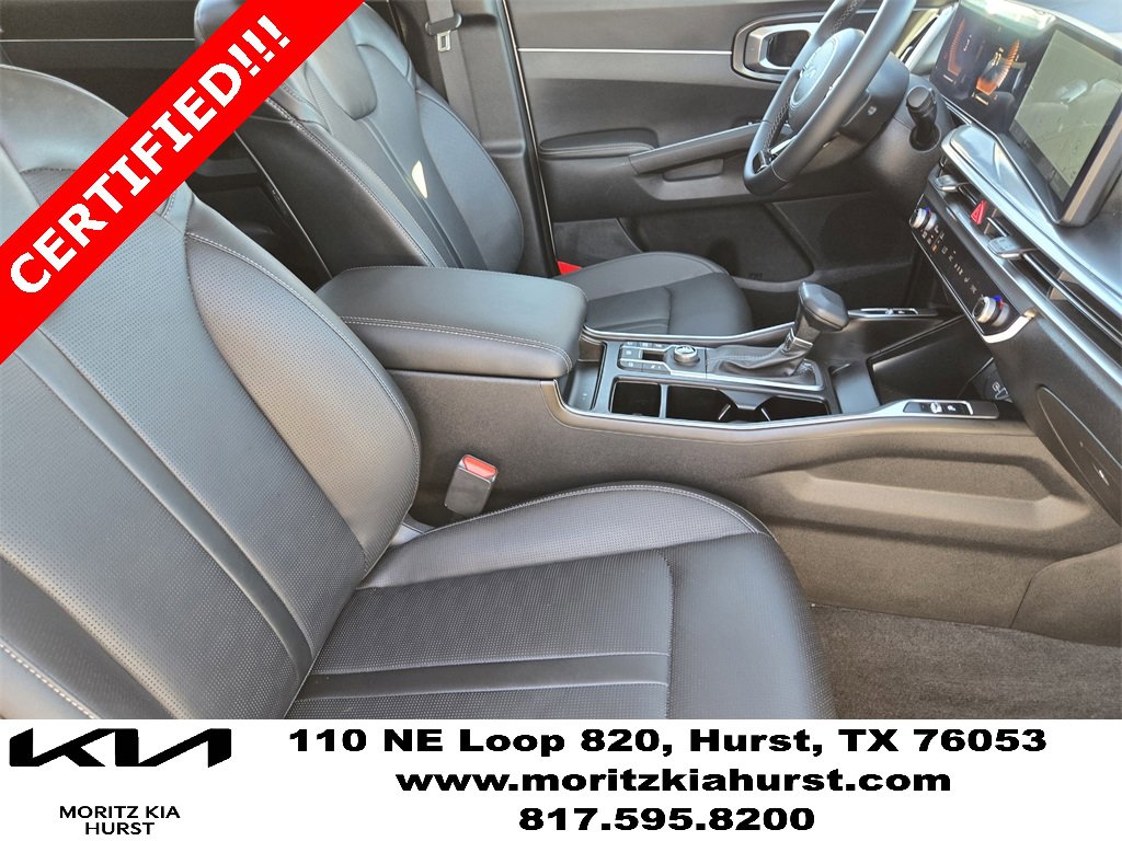 Certified 2025 Kia Sorento S w/ Panoramic Sunroof Package image 19