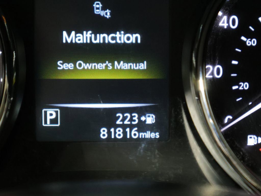 Used 2017 Nissan Rogue SL image 38