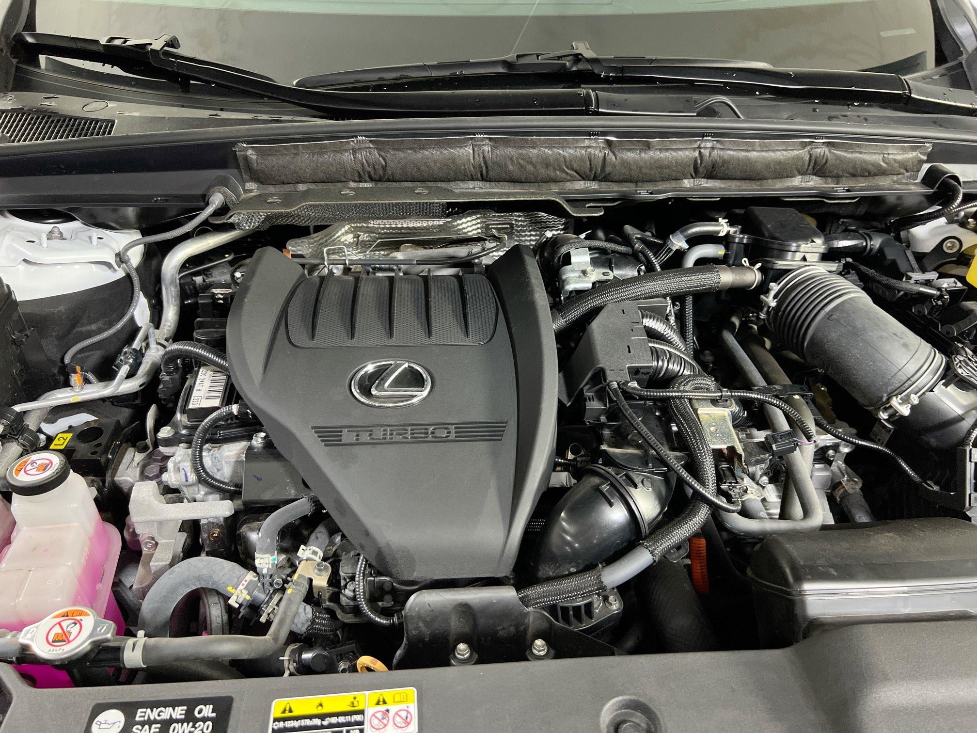 Used 2024 Lexus RX 500h F Sport w/ Convenience Package AWD/4WD image 31