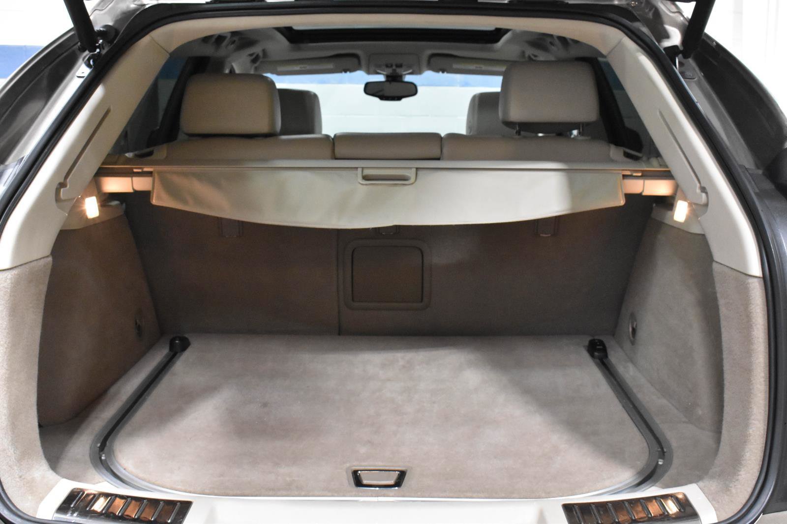 Used 2016 Cadillac SRX Luxury image 27