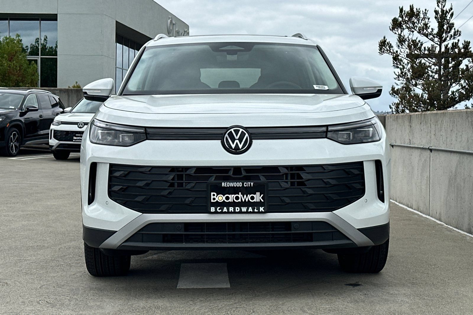 New 2026 Volkswagen Tiguan SE AWD/4WD image 9