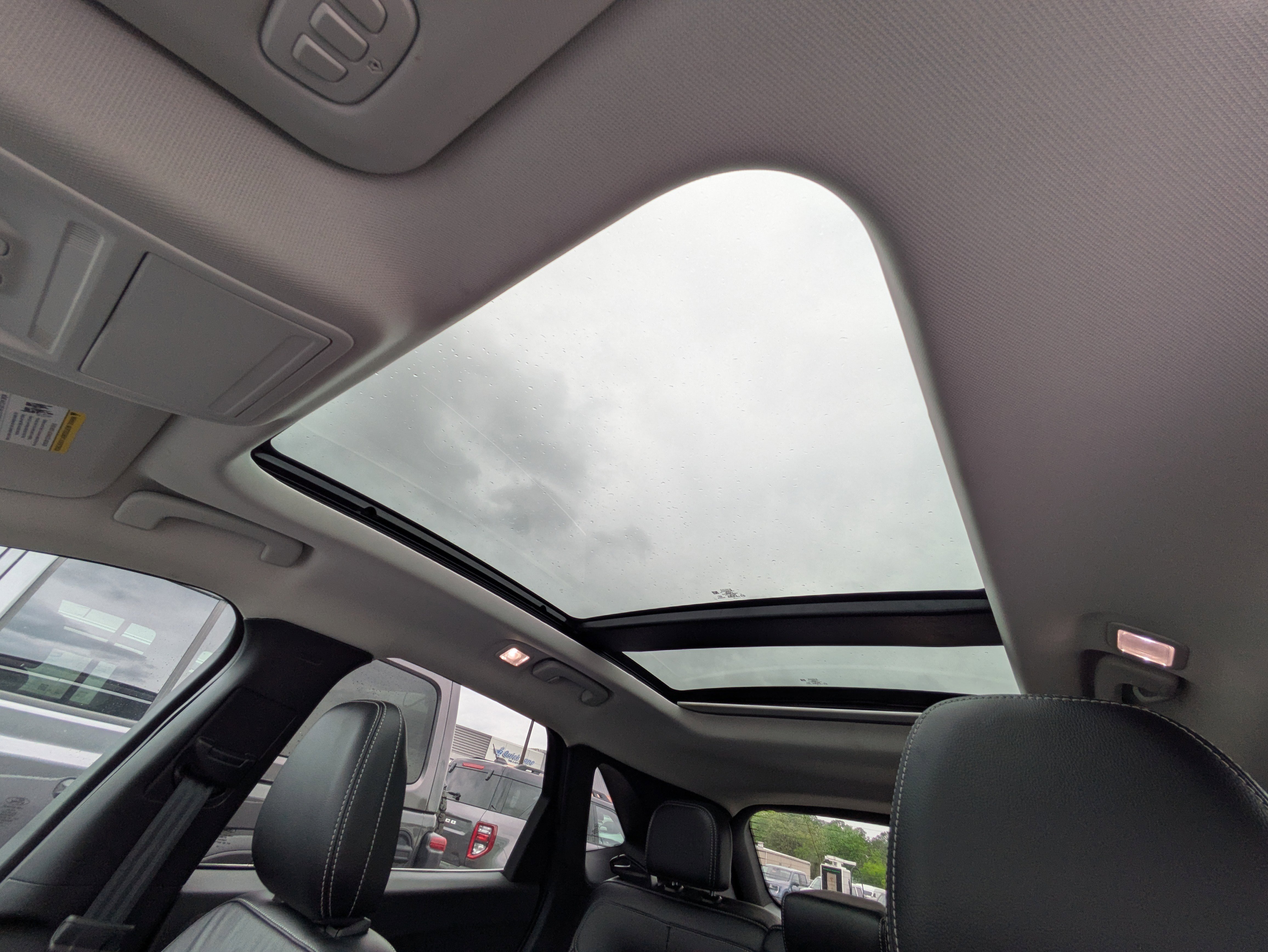 Used 2024 Ford Escape Platinum w/ Premium Technology Package image 22