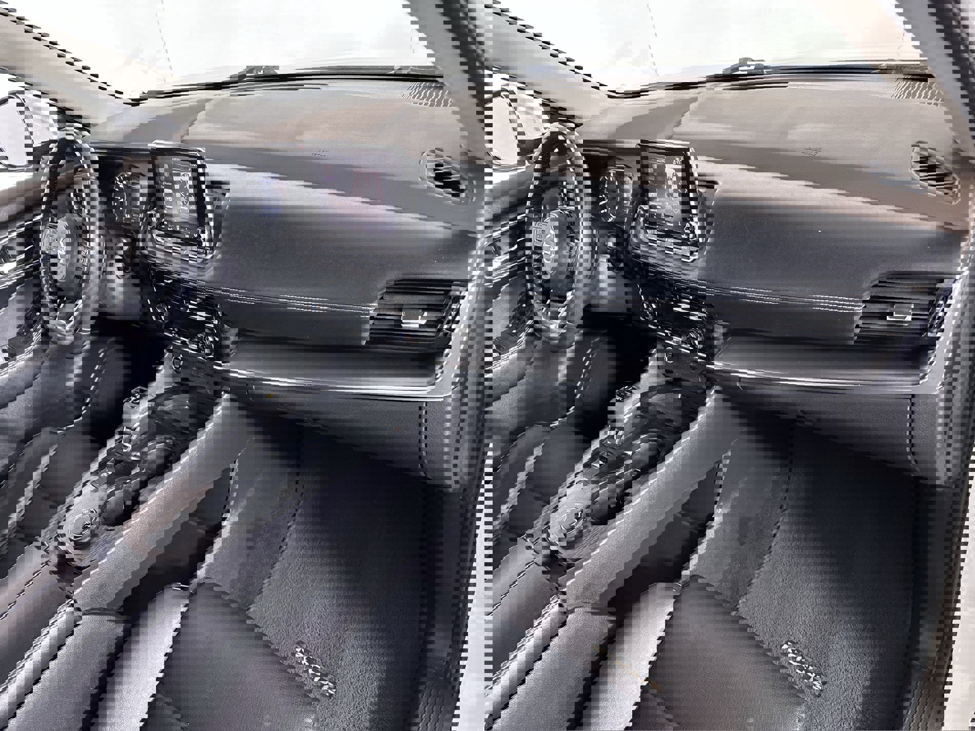 Used 2021 Nissan Rogue SV w/ Premium Package image 66