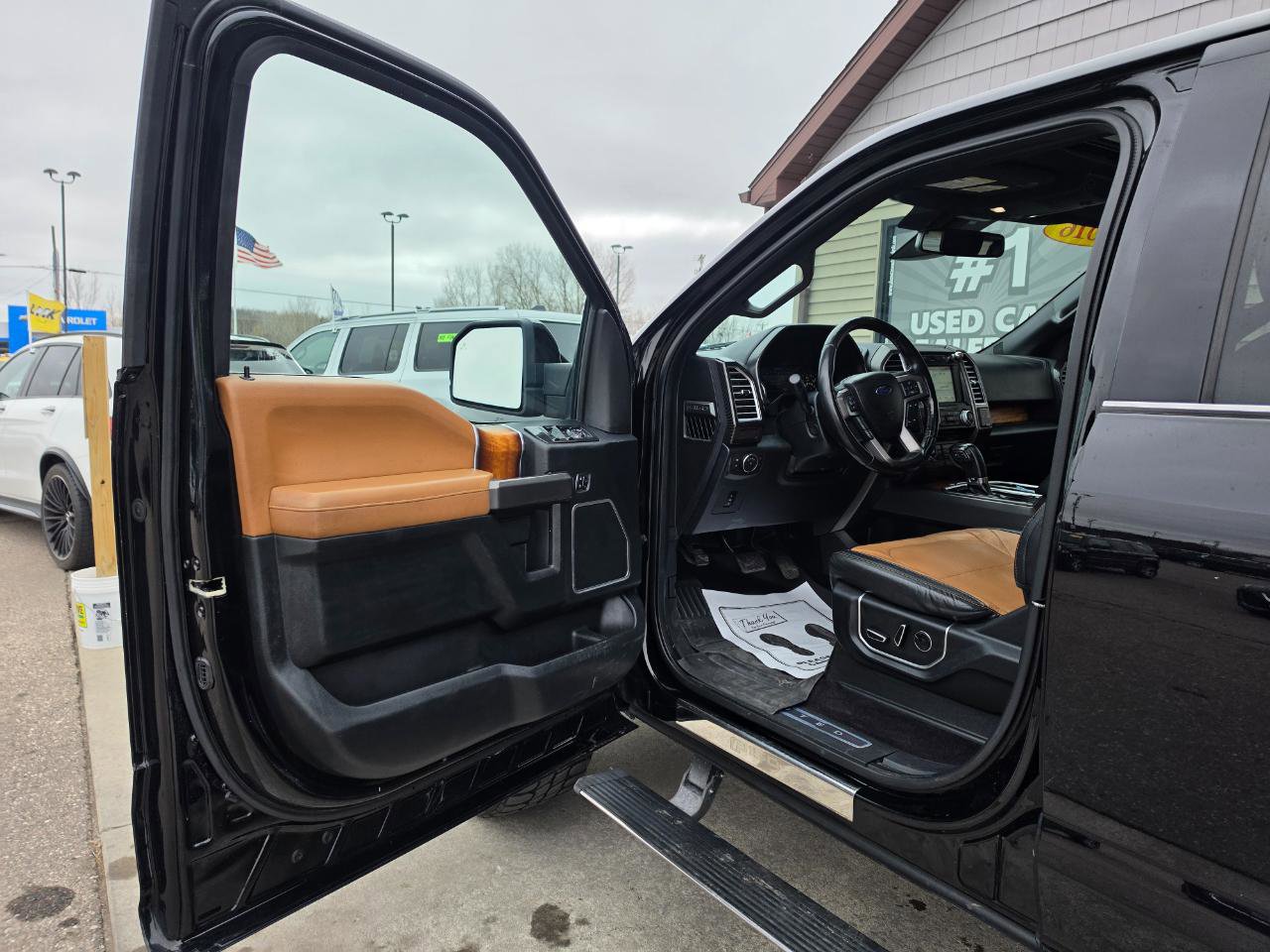 Used 2016 Ford F150 Limited image 11