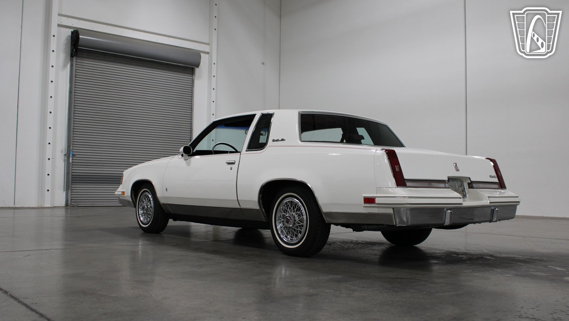 Used 1988 Oldsmobile Cutlass Supreme Classic Brougham RWD image 21