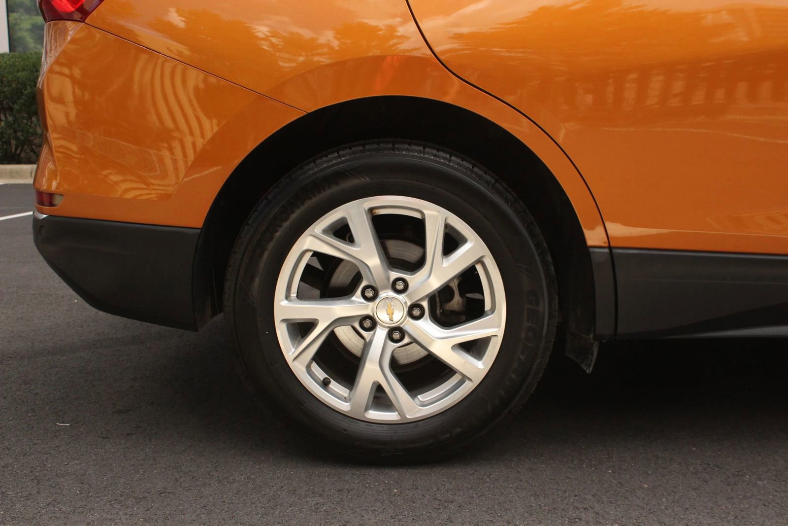 Used 2019 Chevrolet Equinox LT FWD image 5