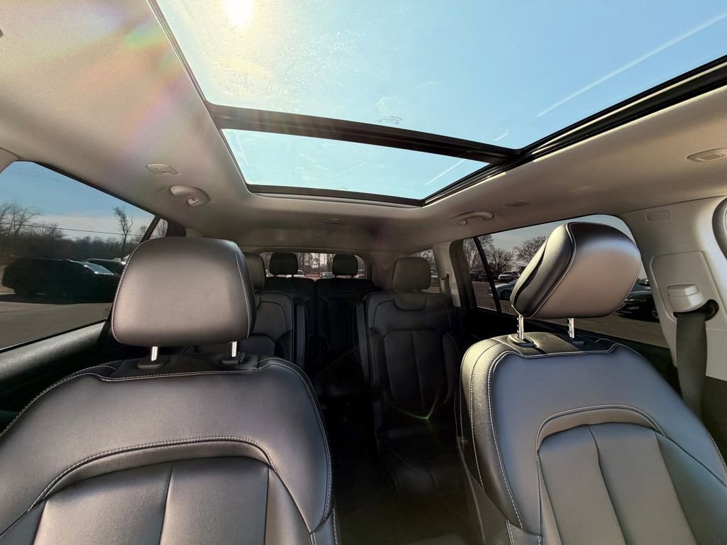 Used 2023 Jeep Grand Cherokee L Limited image 36