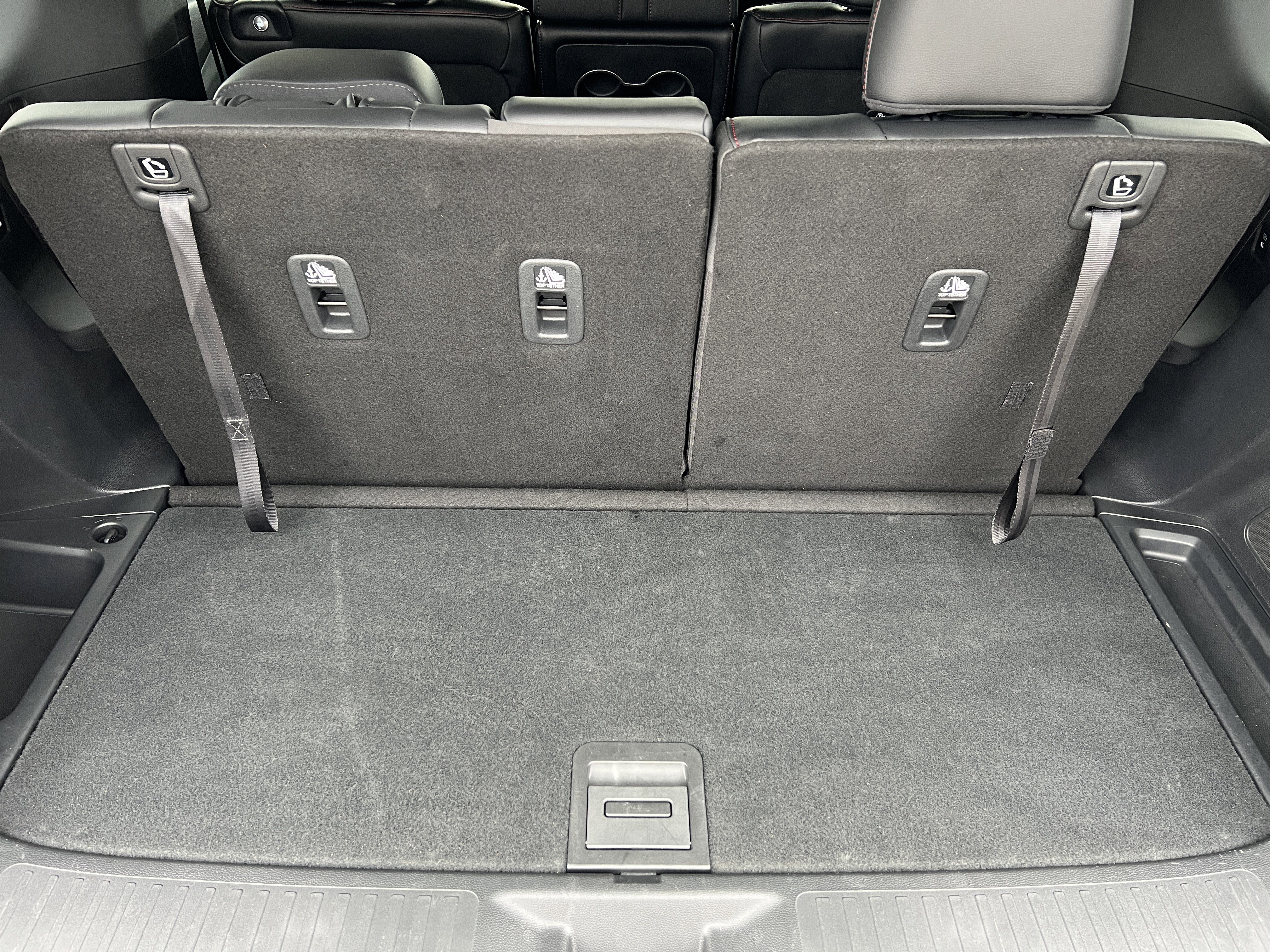 Used 2025 Honda Pilot Black Edition image 18