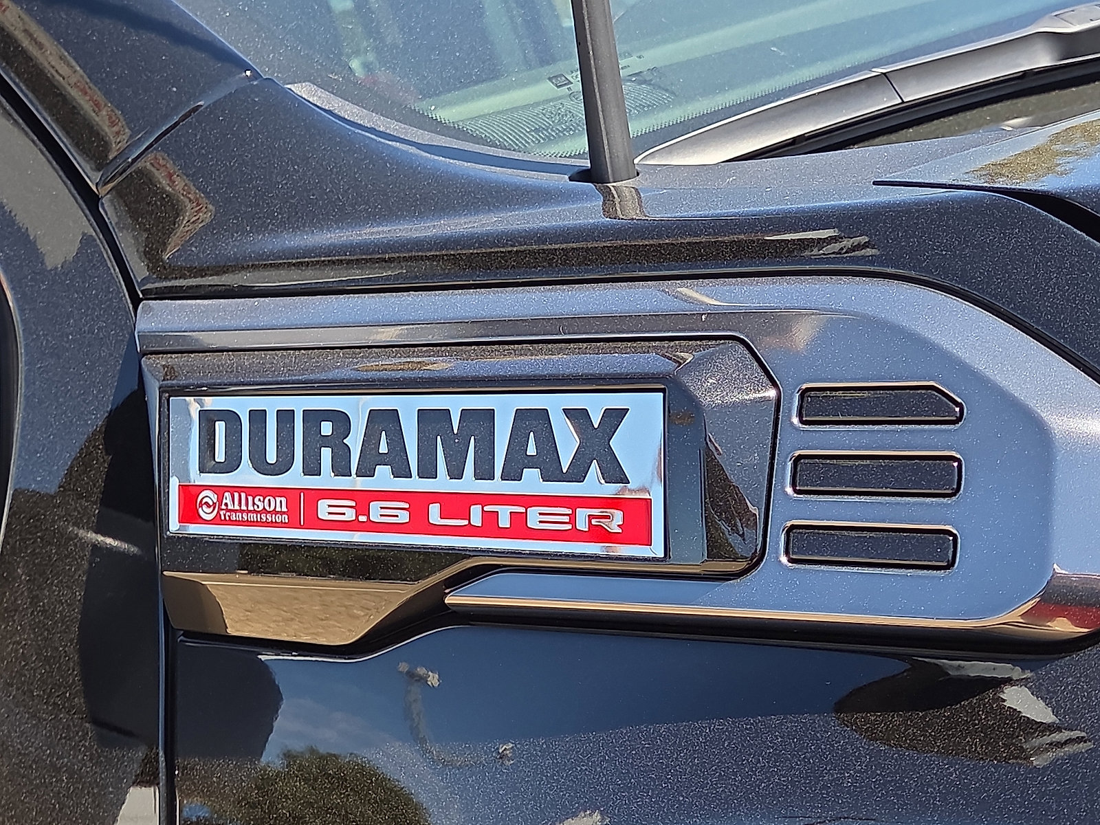 New 2026 GMC Sierra 2500 AT4 w/ AT4 Premium Plus Package image 7