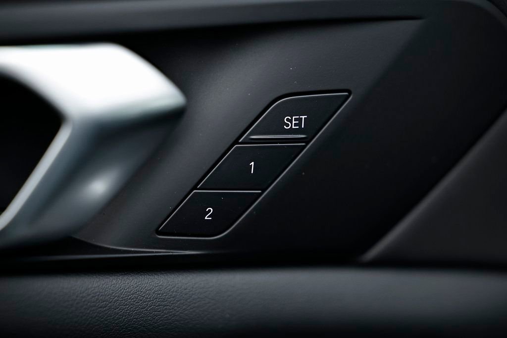 New 2026 BMW X5 xDrive40i AWD/4WD image 16