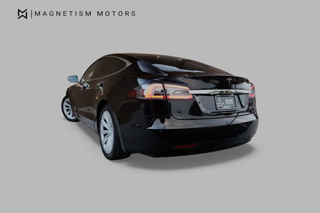 Used 2020 Tesla Model S Long Range Plus image 7