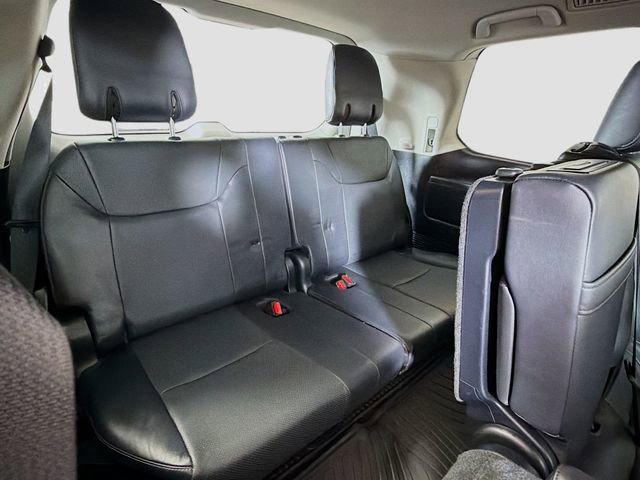 Used 2018 Lexus LX 570 4WD w/ Luxury Package image 26