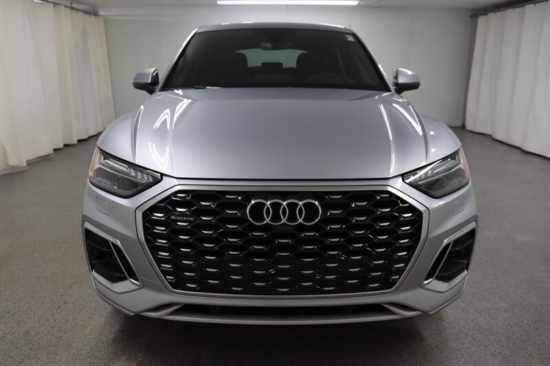 Used 2022 Audi Q5 2.0T Prestige AWD/4WD image 2