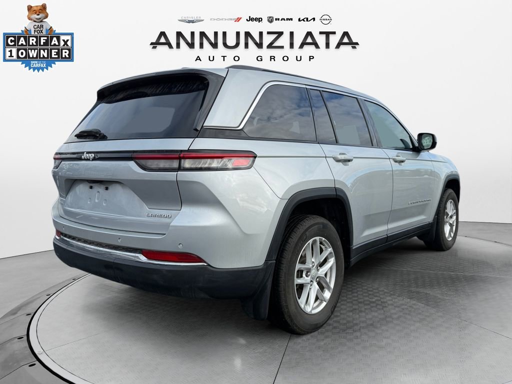 Certified 2025 Jeep Grand Cherokee Laredo X w/ Luxury Tech Group I AWD/4WD image 5