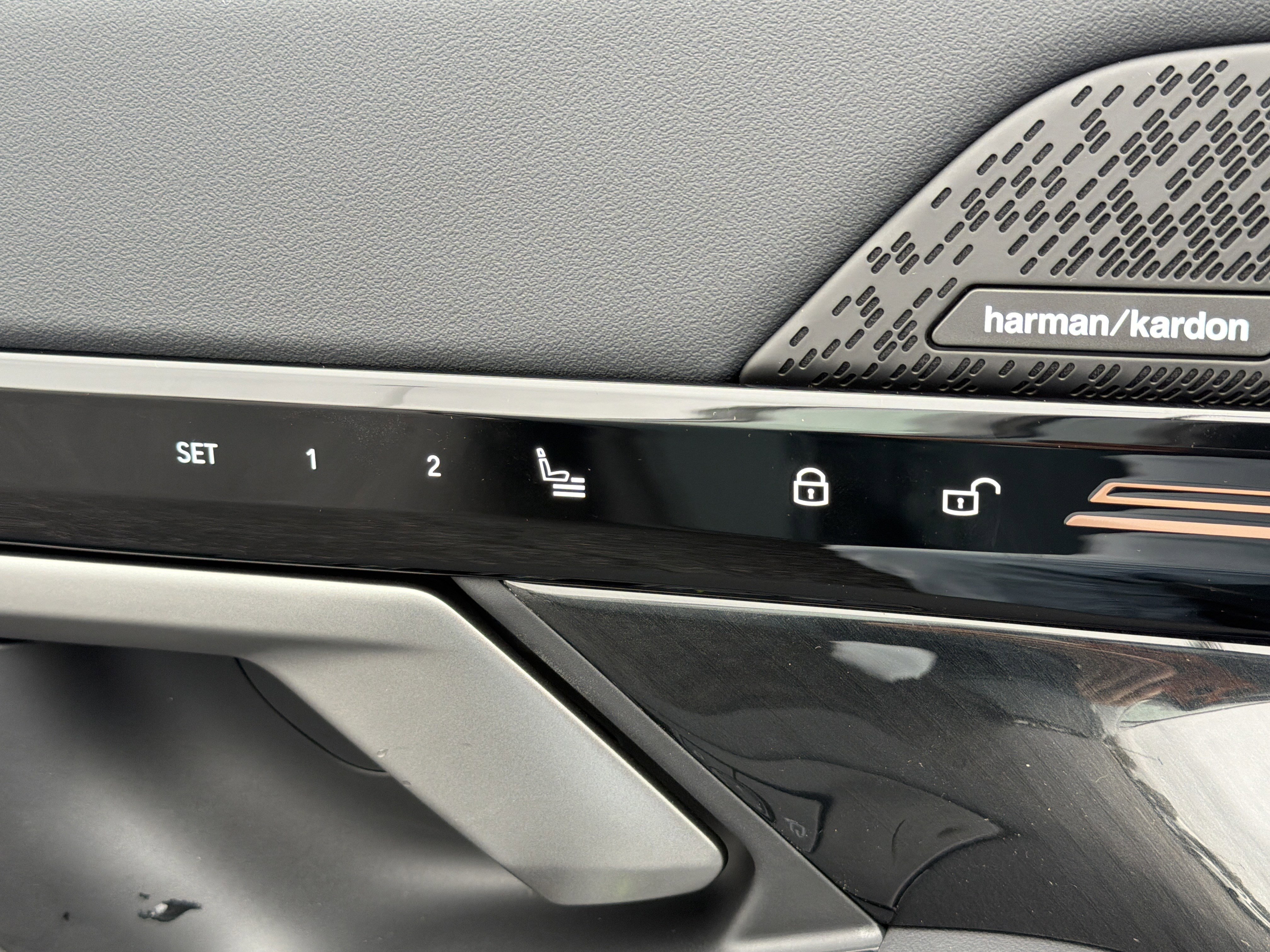 New 2026 BMW 530i w/ Convenience Package image 15