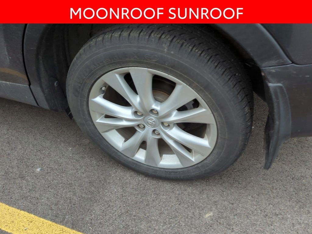 Used 2015 Toyota RAV4 Limited w/ Outdoor Package image 5