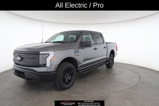 Used 2025 Ford F150 Lightning Pro w/ Max Trailer Tow Package AWD/4WD image 2