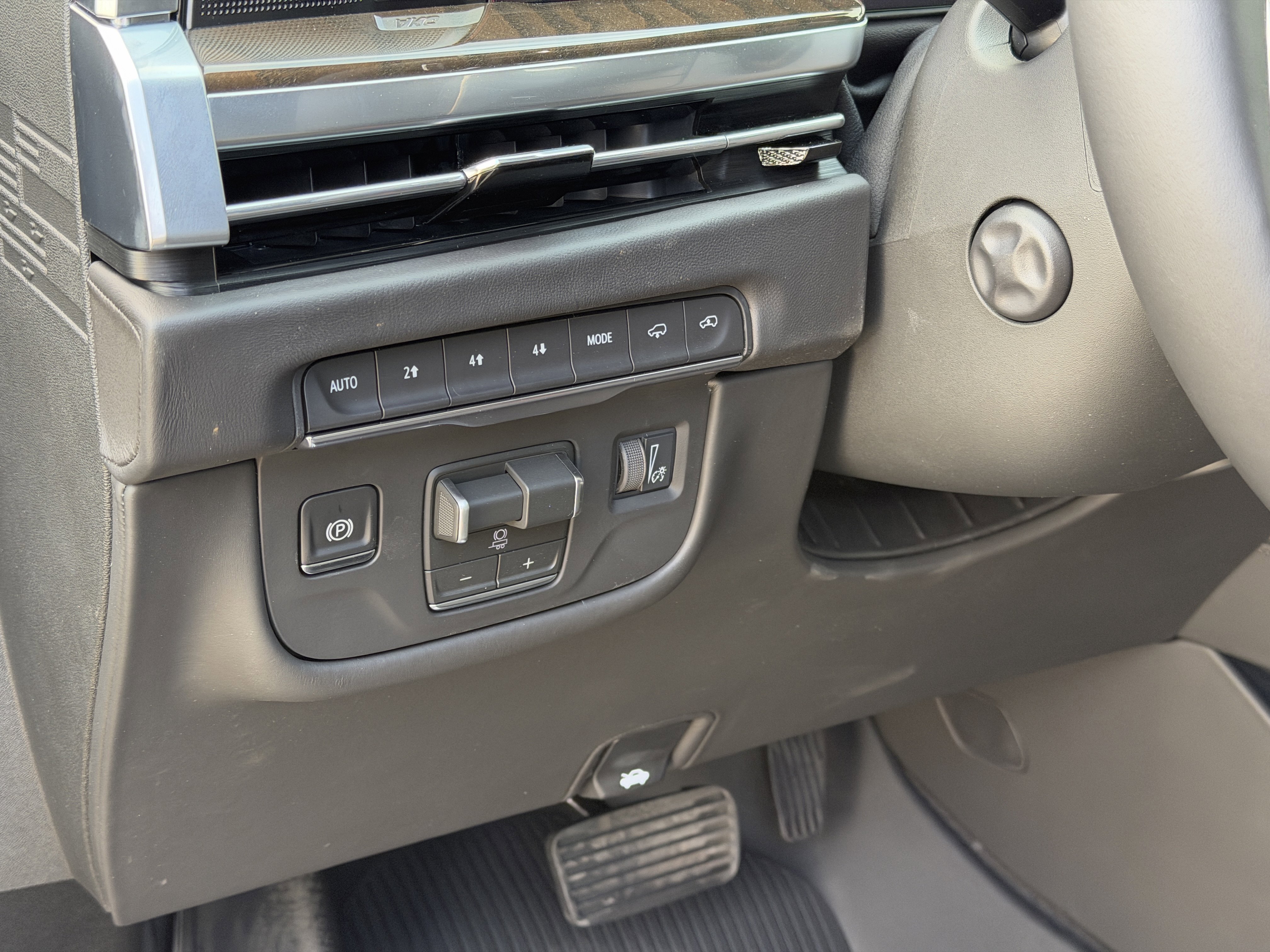 New 2026 Cadillac Escalade Platinum Sport image 18