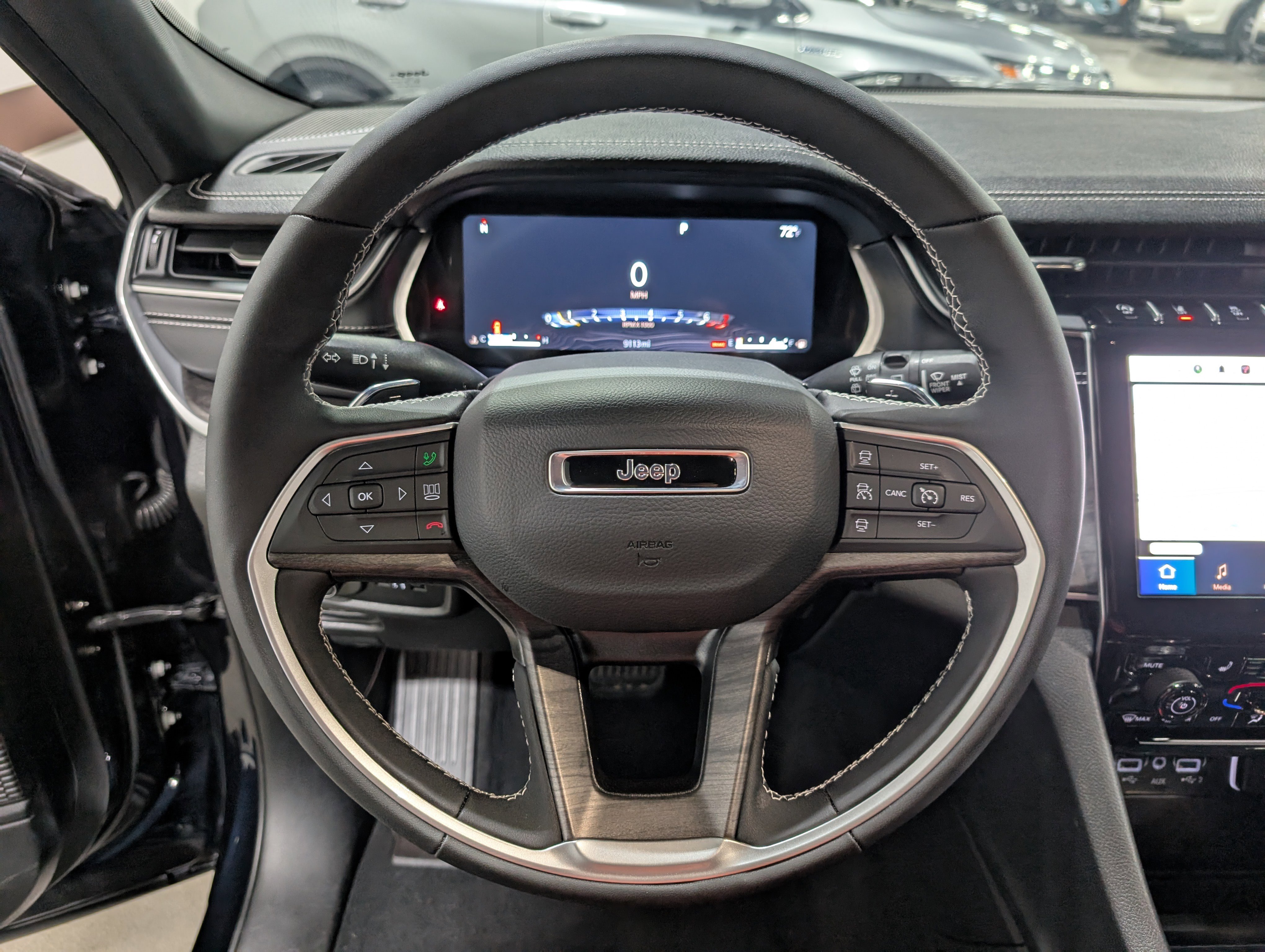 Used 2024 Jeep Grand Cherokee L Limited w/ Trailer Tow Package image 16