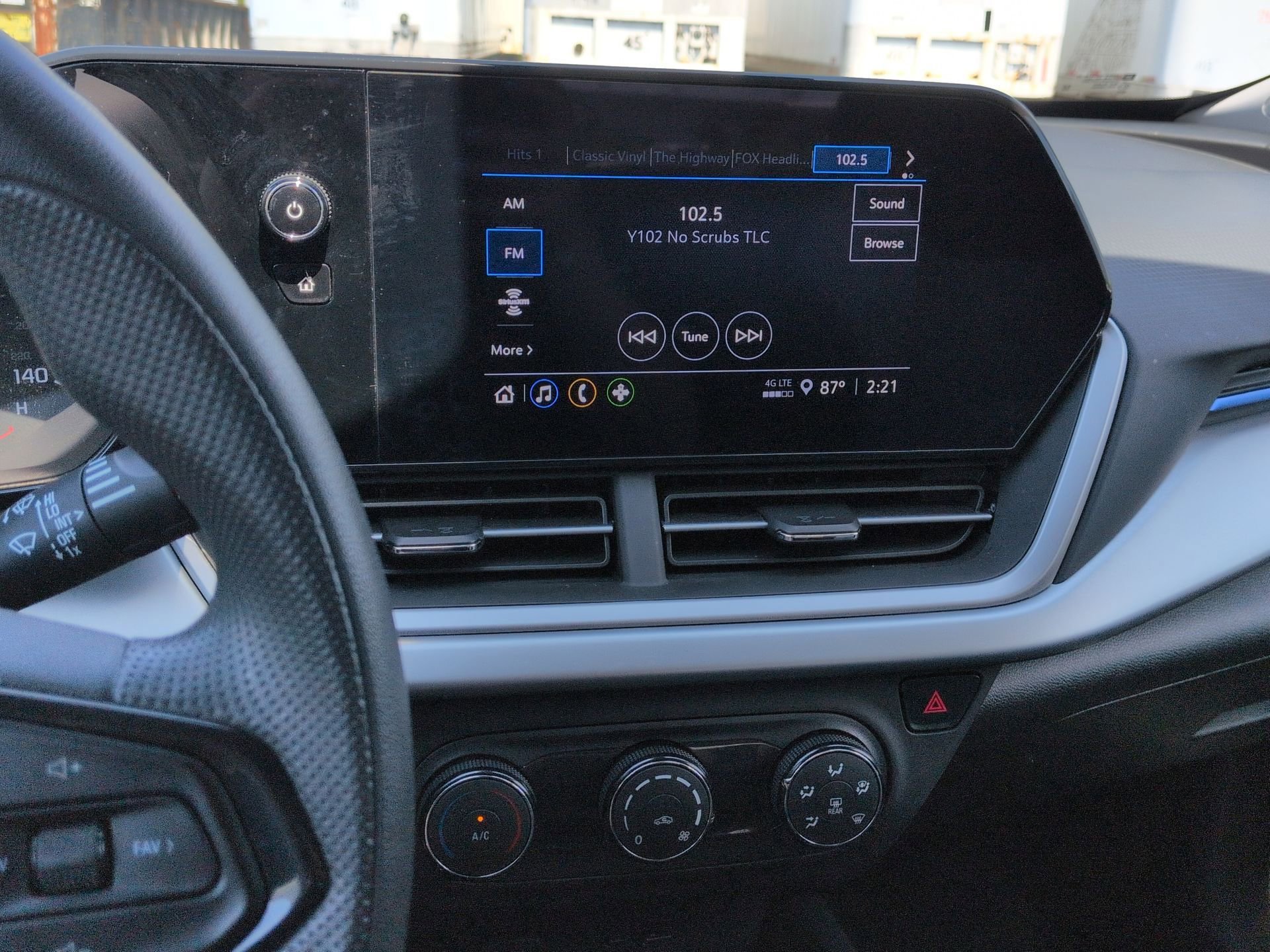 Used 2024 Chevrolet Trax LS FWD image 13