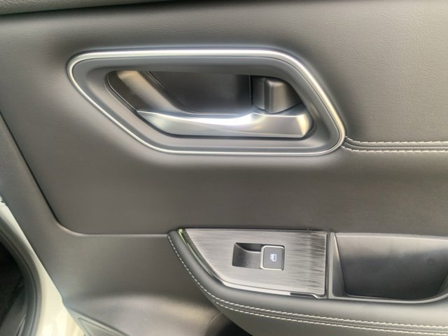 New 2026 Nissan Rogue Platinum image 32