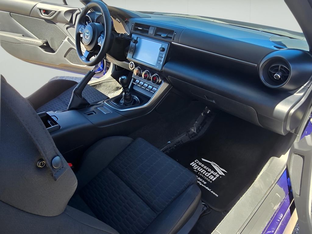 Used 2024 Toyota GR86 image 12