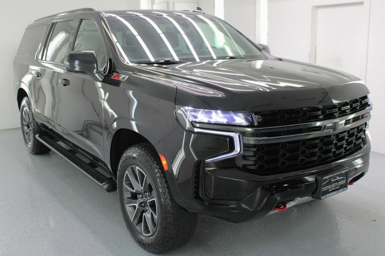 Used 2021 Chevrolet Suburban Z71 w/ Z71 Signature Package AWD/4WD image 12
