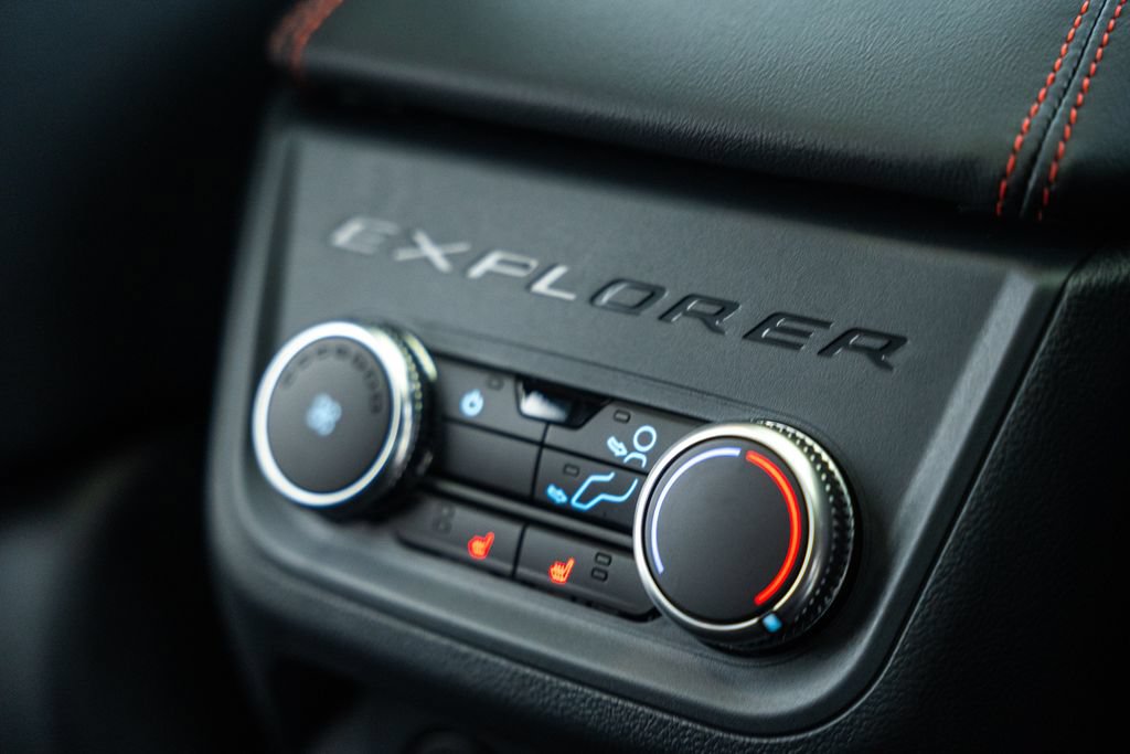 New 2026 Ford Explorer ST-Line w/ ST-Line Street Pack AWD/4WD image 36