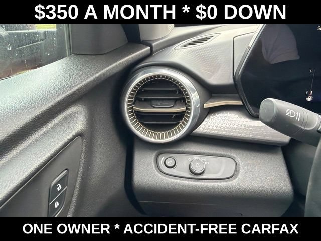 Used 2024 Chevrolet Trax ACTIV w/ Sunroof Package FWD image 12