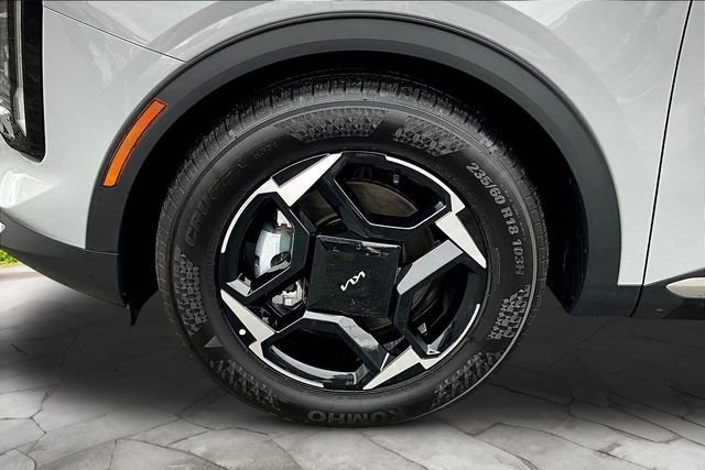 Used 2026 Kia Sportage EX w/ EX Panorama Roof Package image 8