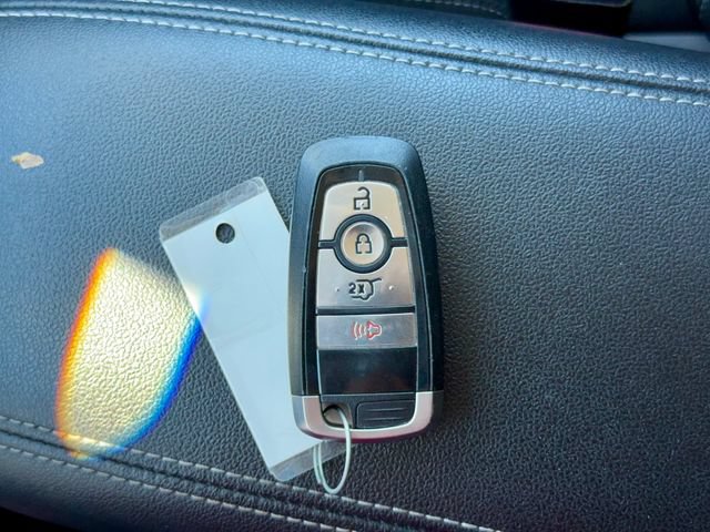 Used 2025 Ford Escape Active AWD/4WD image 34