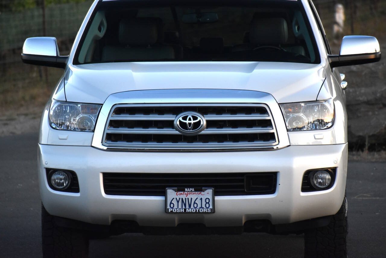 Used 2013 Toyota Sequoia Platinum AWD/4WD image 32