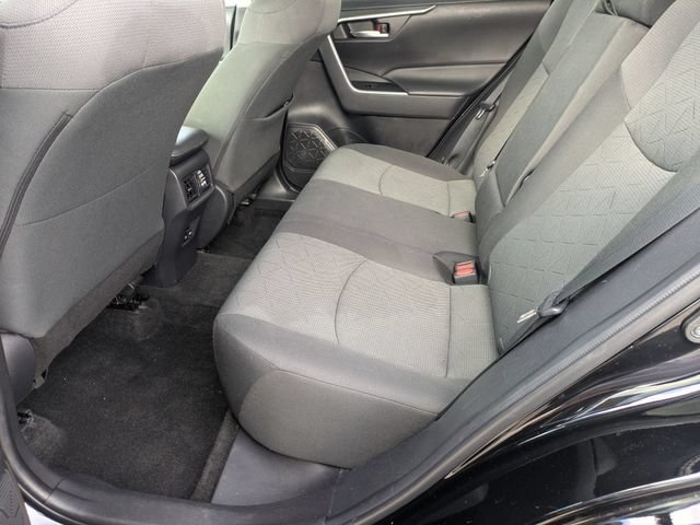 Used 2022 Toyota RAV4 XLE FWD image 25
