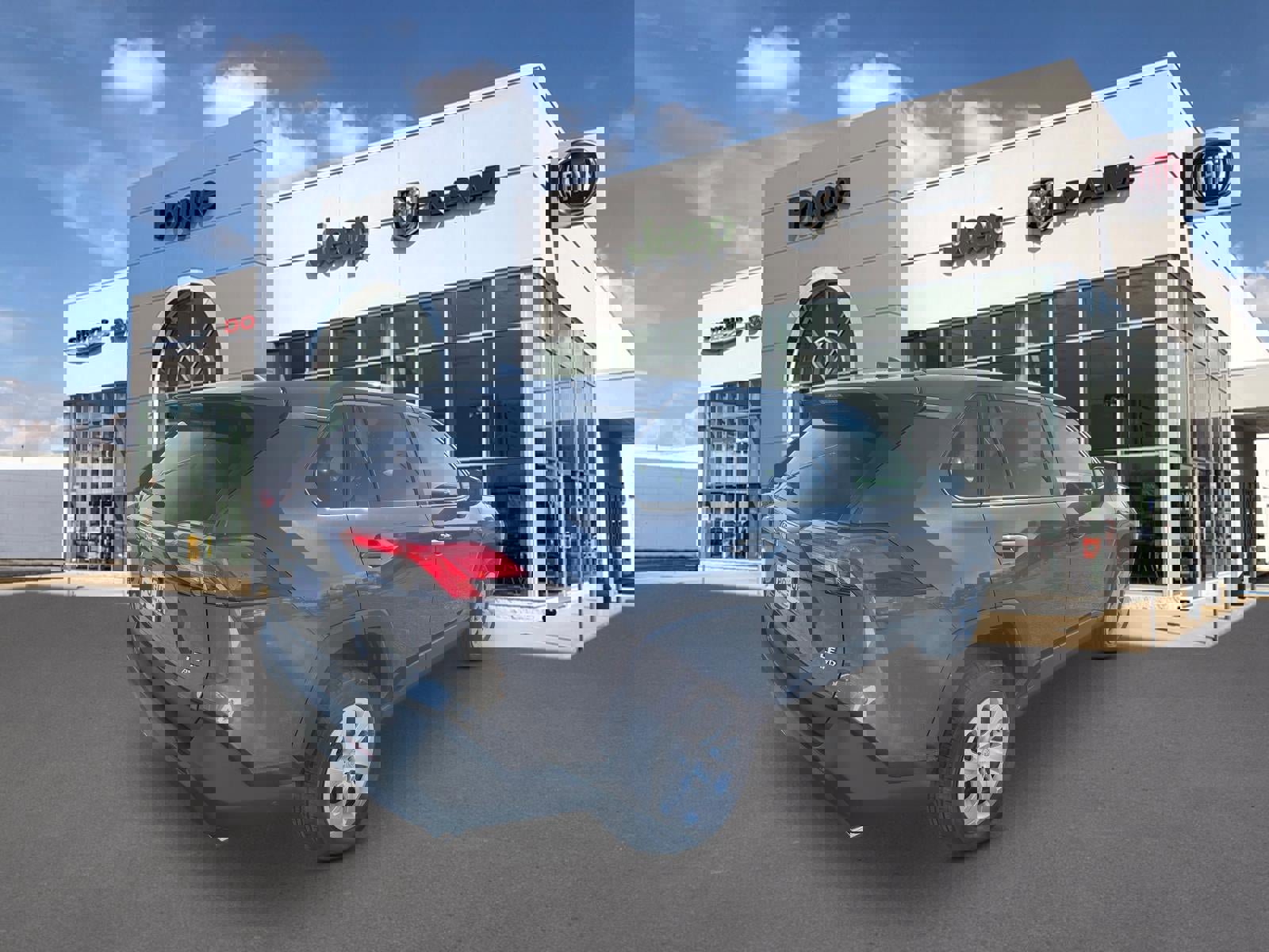 Used 2024 Toyota RAV4 LE image 2