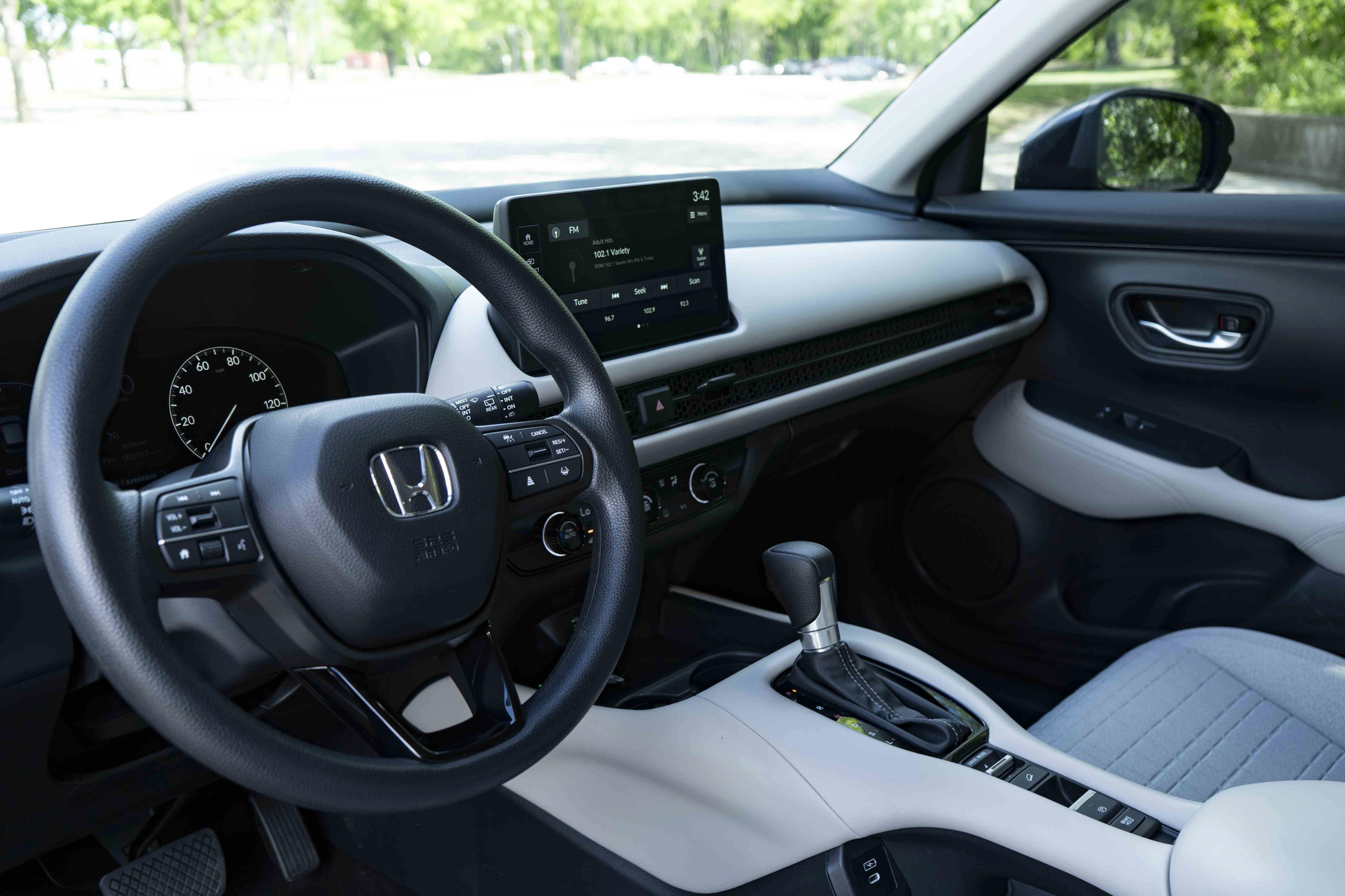 Used 2026 Honda HR-V LX image 16