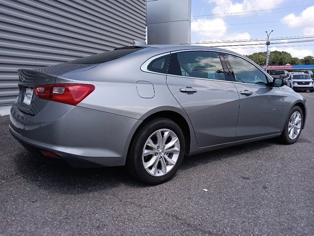 Used 2024 Chevrolet Malibu LT FWD image 3