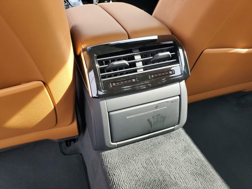 New 2025 Audi S8 image 22