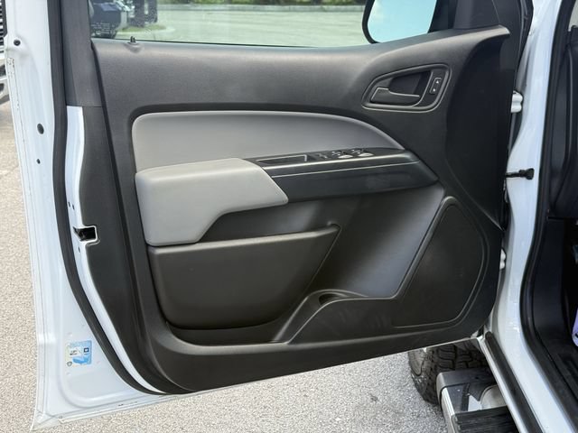 Used 2018 Chevrolet Colorado W/T w/ WT Convenience Package RWD image 32