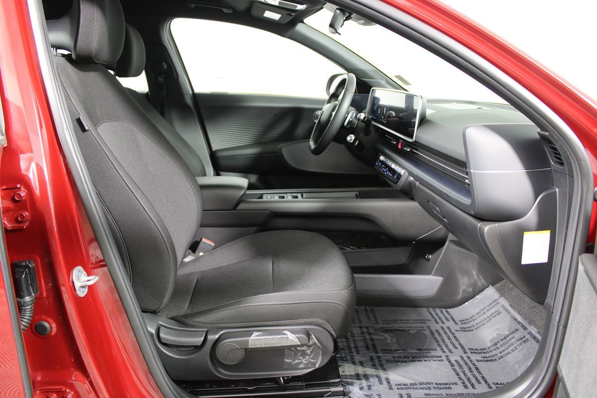 Used 2024 Hyundai Ioniq 6 SE RWD image 9