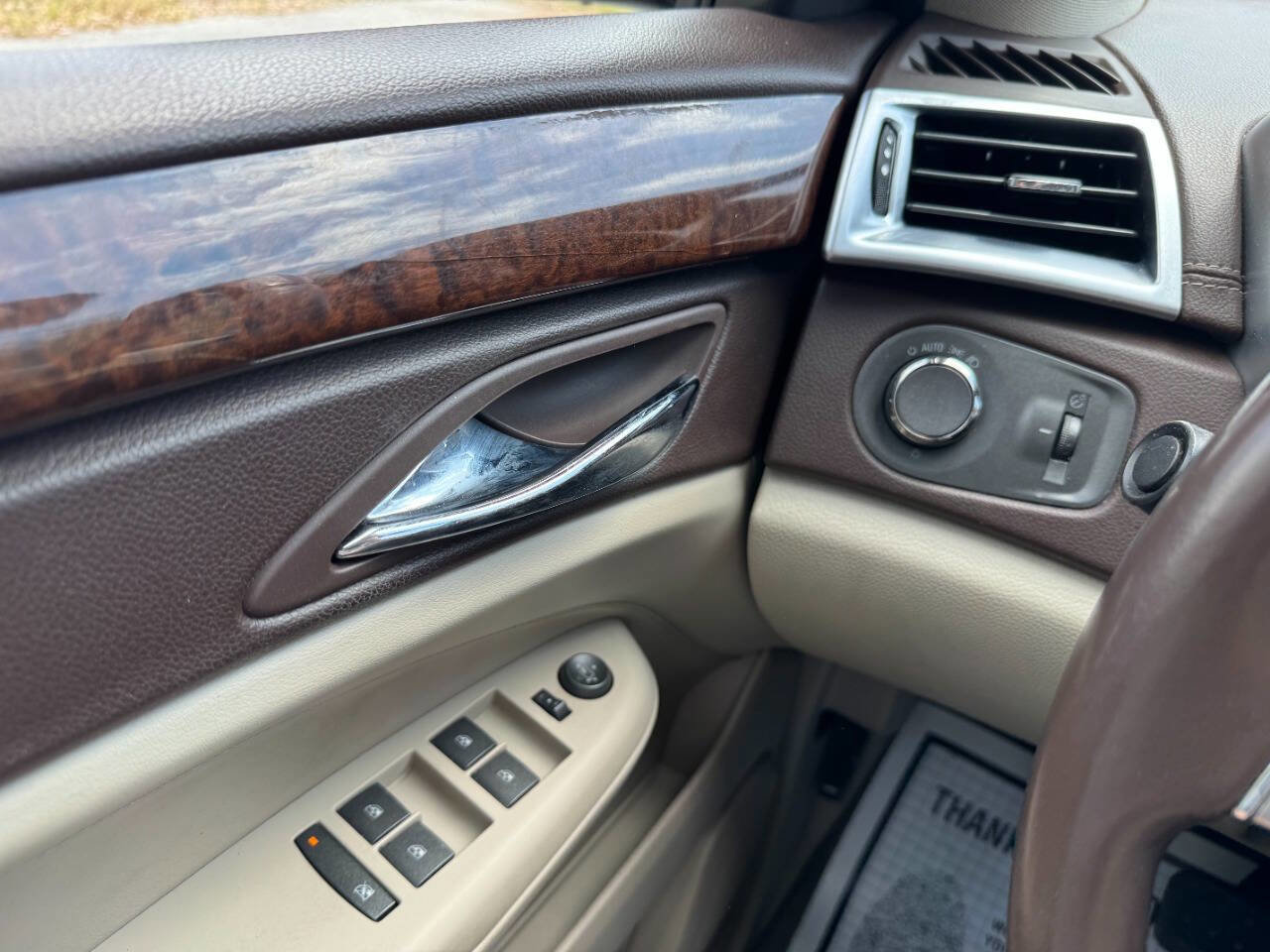 Used 2011 Cadillac SRX Luxury image 49