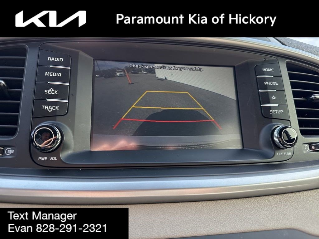 Used 2020 Kia Sorento LX w/ LX I4 Convenience Package image 23