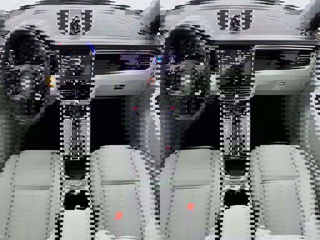 New 2026 Porsche Macan Turbo image 29