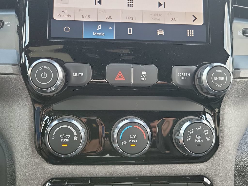 New 2026 RAM 5500 Tradesman AWD/4WD image 18