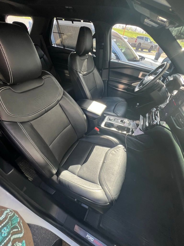 Used 2023 Ford Explorer ST w/ Equipment Group 401A image 9