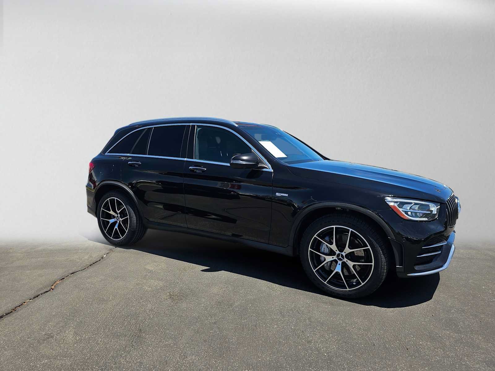 Used 2022 Mercedes-Benz GLC 43 AMG 4MATIC image 2