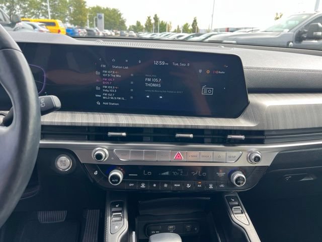 Certified 2024 Kia Telluride EX w/ EX Captain's Chair Package AWD/4WD image 18