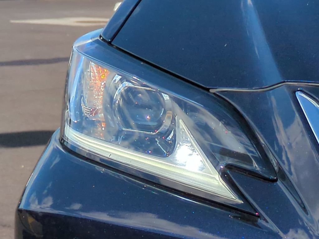 Used 2022 Lexus ES 300h w/ Premium Package image 9