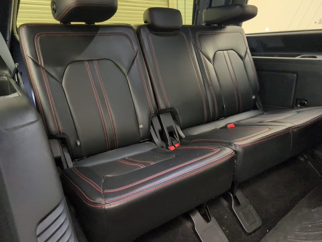 Used 2019 Ford Expedition Limited w/ Equipment Group 303A AWD/4WD image 13