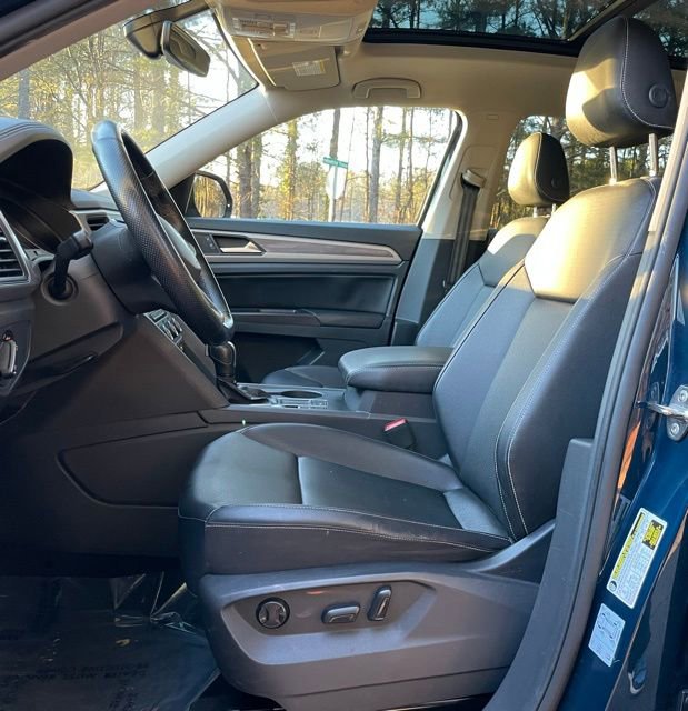 Used 2021 Volkswagen Atlas SE w/ Panoramic Sunroof Package image 14